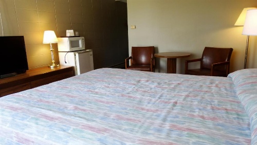 Attican Motel - Attica - Batavia - Warsaw - Darien Lake image 14